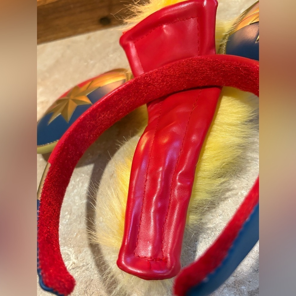 Disney Captain Marvel Headband Unisex - Picture 6 of 6
